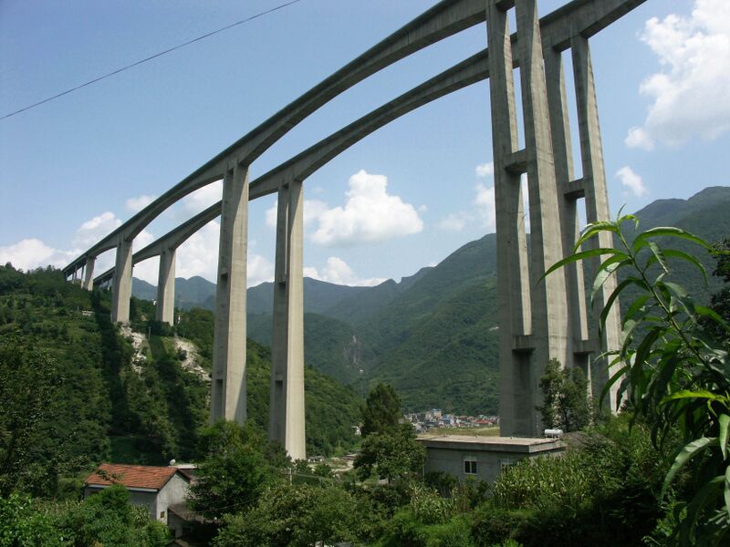 File:Longtanhe2011 copy.jpg