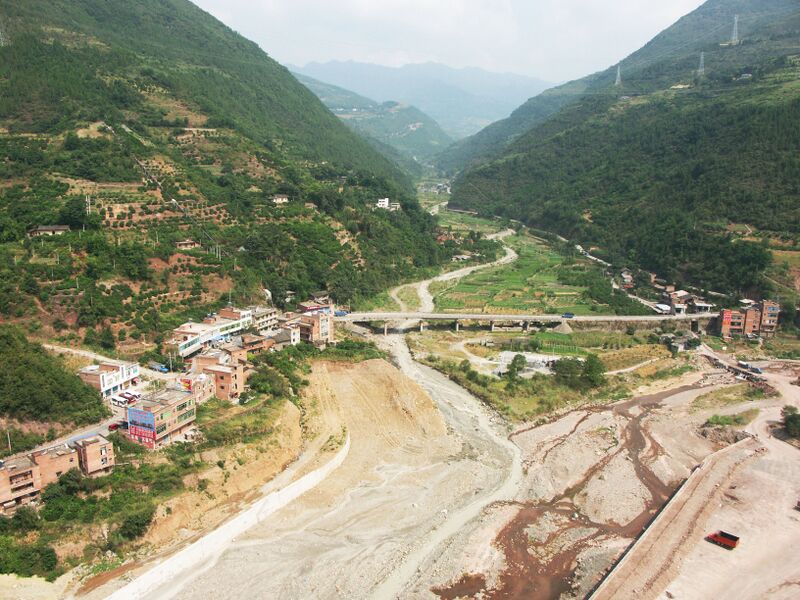 File:ShimaheValley.jpg