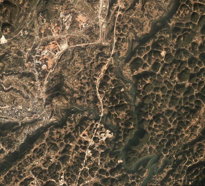 File:Liangxihe&GuangrunheS79Satellite.jpg