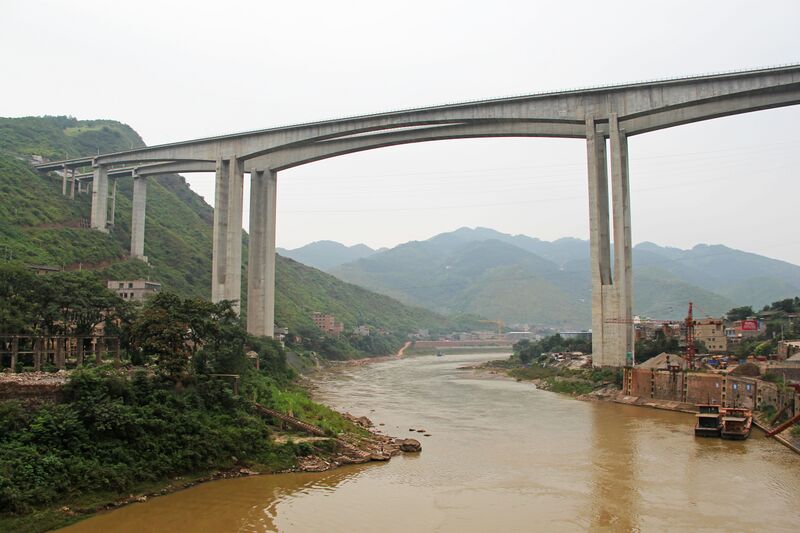 File:TuchengRiver&BeamSky.jpg