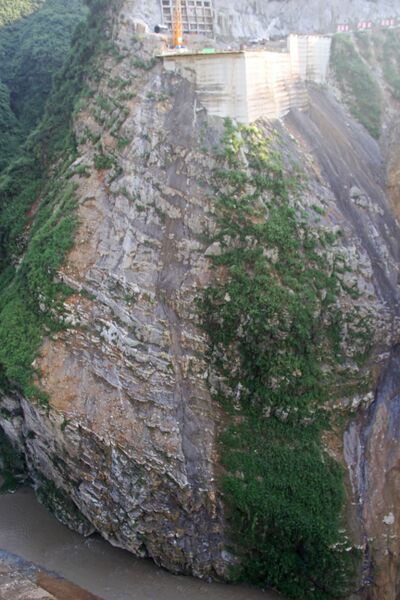 File:YangshuiheCliffSlope.jpg