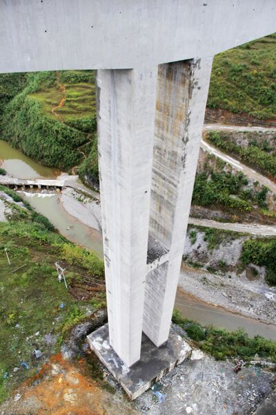 File:GuanlinPierFirstSpan.jpg
