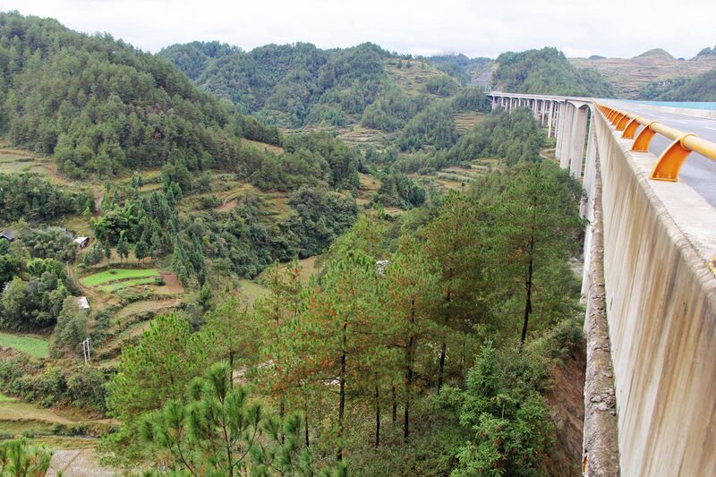 File:Tianchi Bridge DejiangValley.jpg