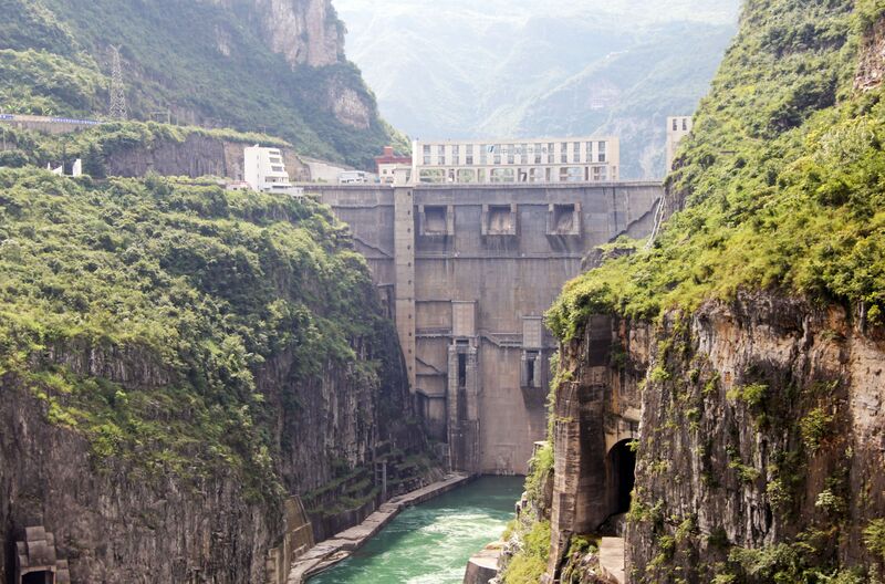 File:YachiSanchaheDam.jpg