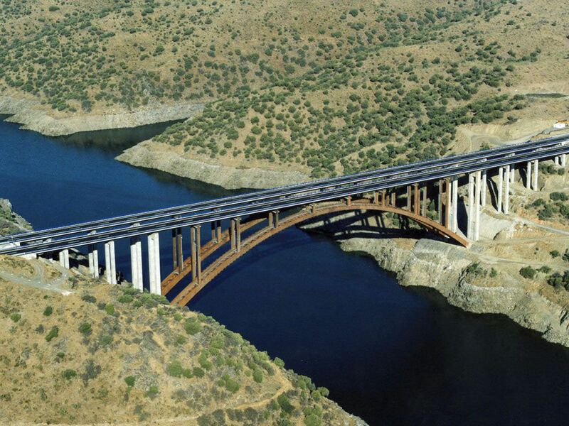 File:12TajoBridge.jpg