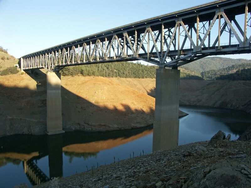 File:4LakeOrovilleBridge.jpg