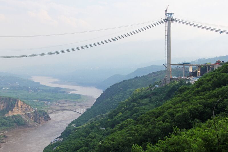 File:JinshajiangBridgeHulukouWestTower.jpg