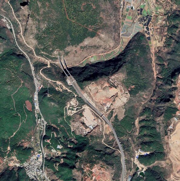 File:XiyoudongBridgesSatelliteWide.jpg