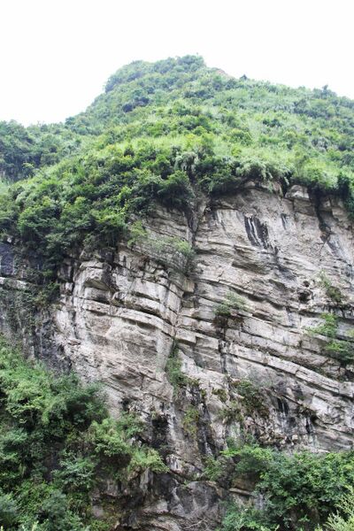 File:YangshuiheCliffs.jpg