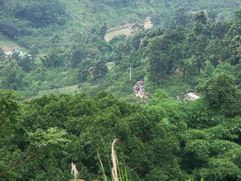 File:27BalingheTrailToBottom.jpg