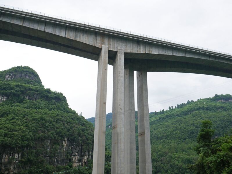 File:HuoyandongGraySky.JPG