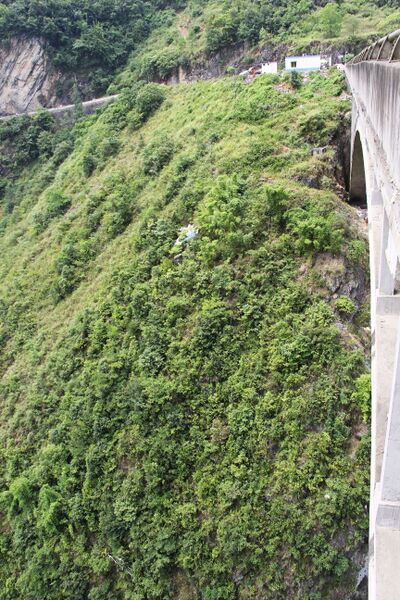 File:ShatanWenchuanHighArchSlope.JPG
