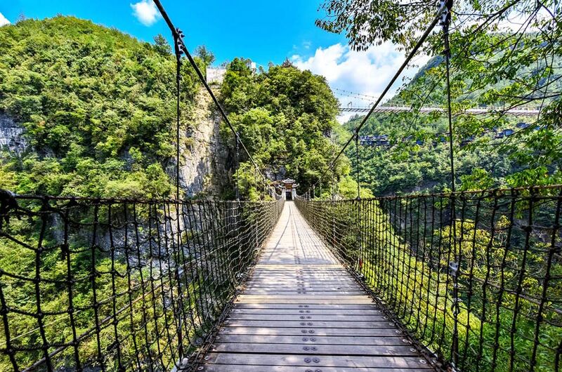 File:YunzhiduanLowFootbridge.jpg