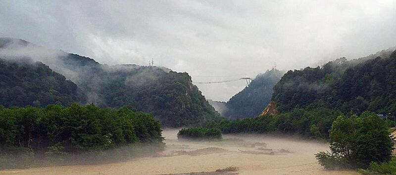 File:FogWideImageBySkyBridgeAJHackett.jpg