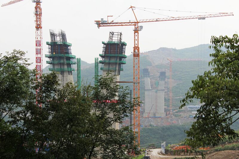 File:LiuguangheTowerConstruction.jpg