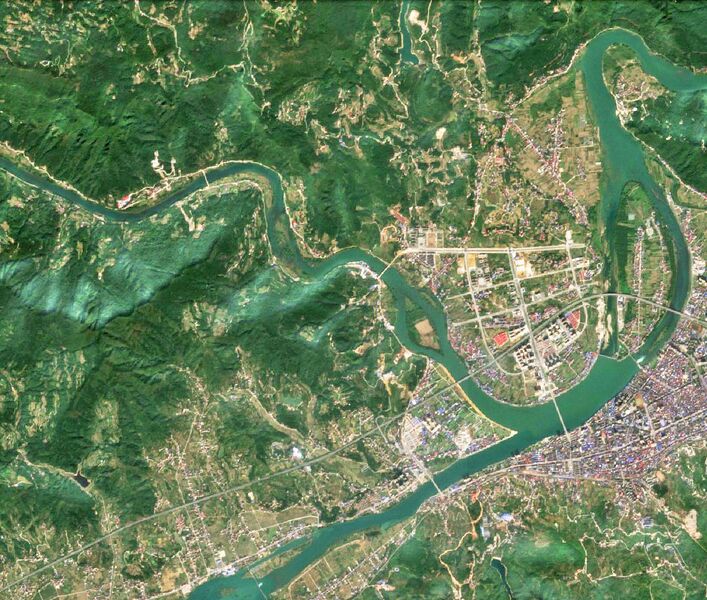 File:Loushui Bridge ChangtanheSatelliteWide.jpg