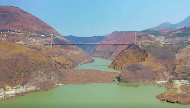 File:Jinshajiang susp bridge Hulukou.jpg