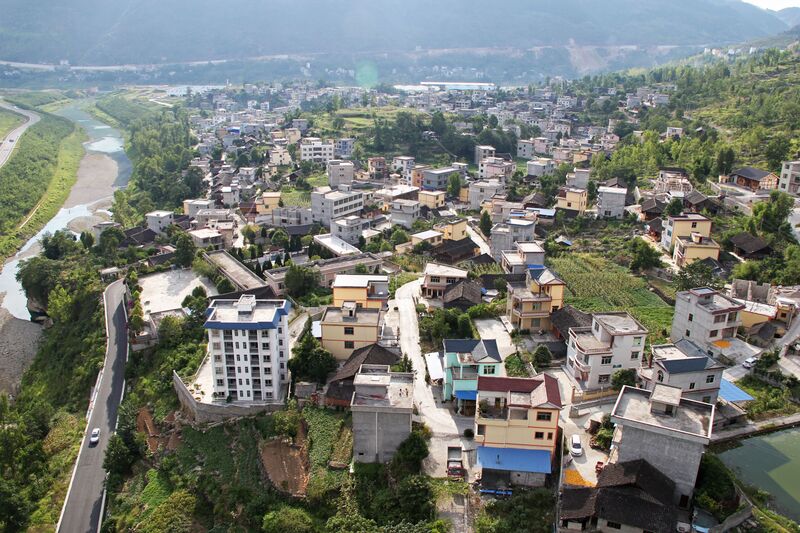 File:QingduheBuildingCluster.JPG