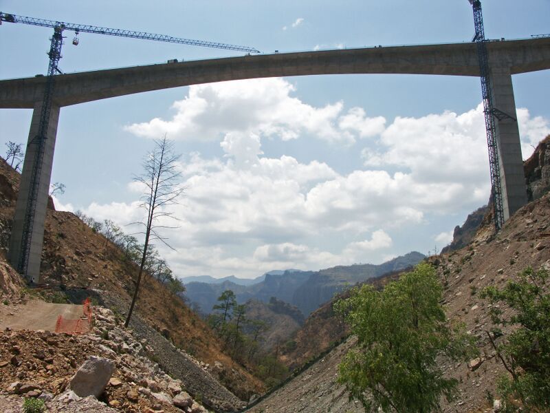 File:BotijasBridge37 copy.jpg