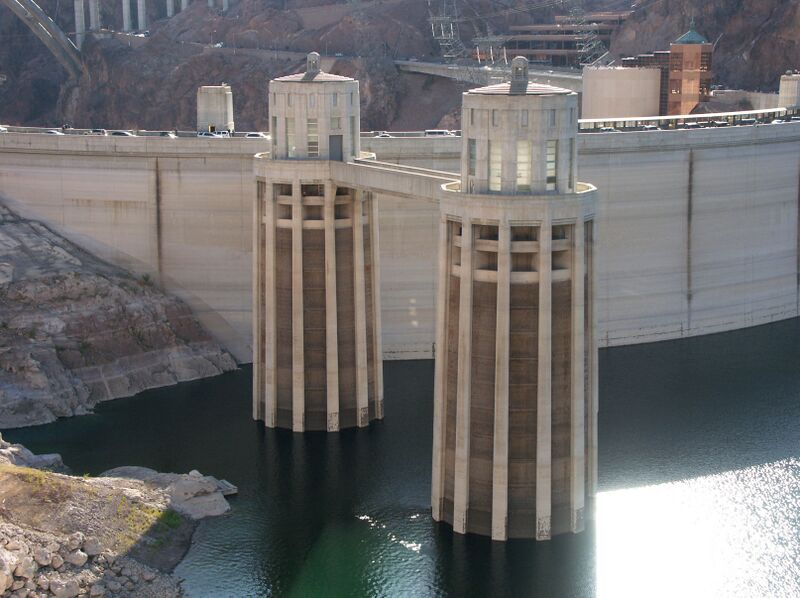 File:HooverDamIntakeBridge3.jpg