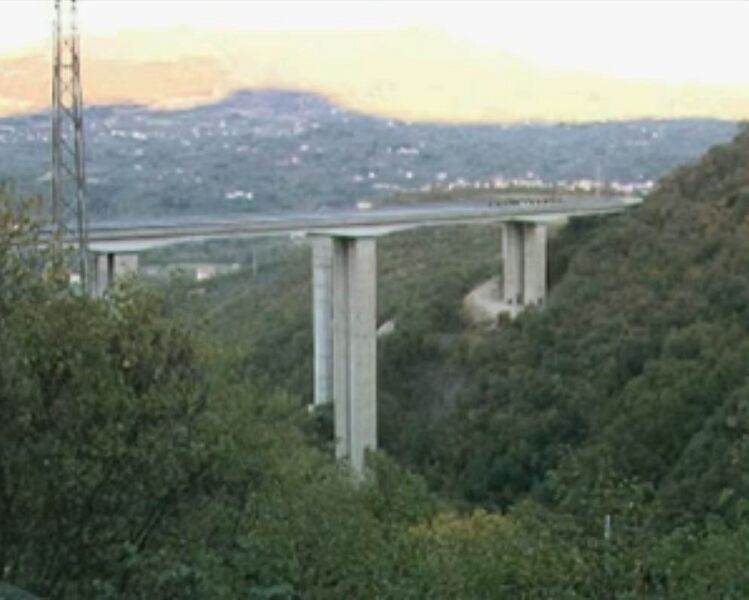 File:Sant'OnofrioImplosion.jpg