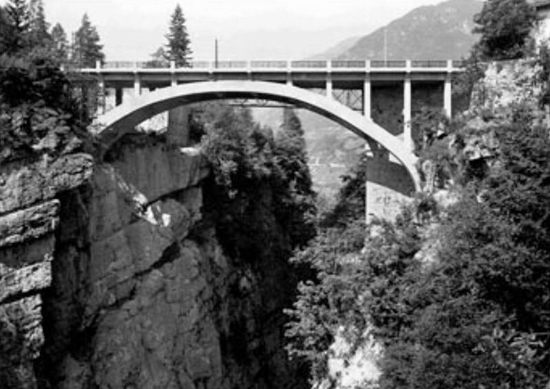 File:Ponte-di-Mostizzolo.jpg