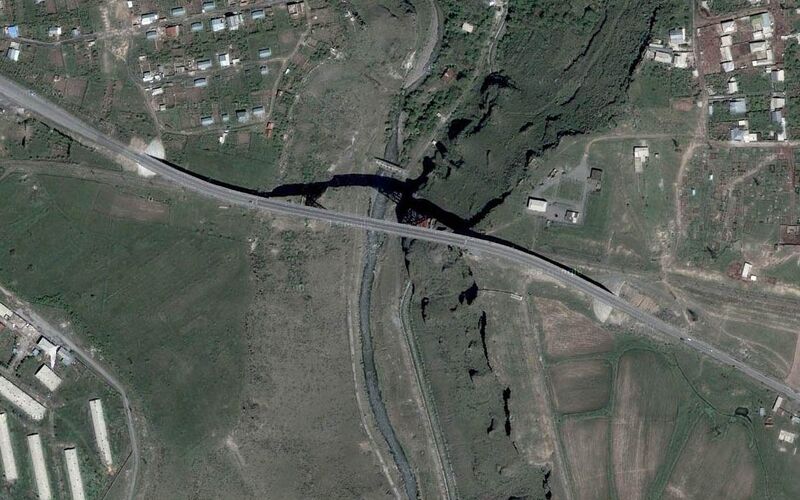 File:3HrazdanRailwayAerial.jpg