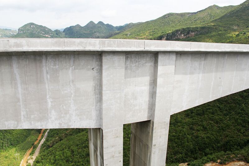 File:TianPierCap.jpg