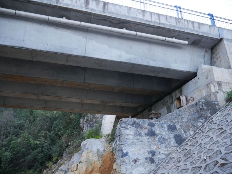 File:Chaoyang Bridge ApengjiangBeam.JPG