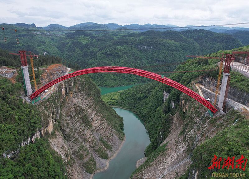 File:TuzhaSideClosure.jpeg