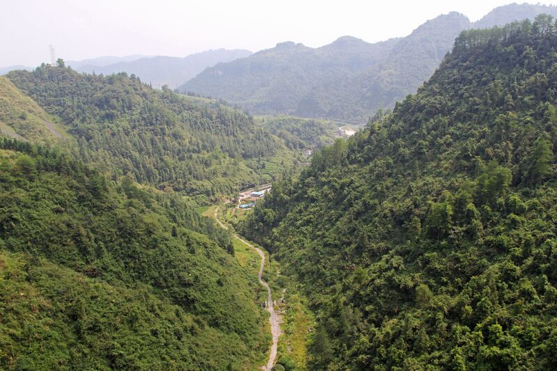 File:ElipoValleyCreek.jpg