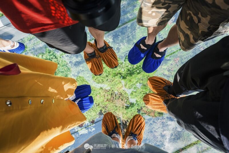 File:NanjianyanBooties.jpg