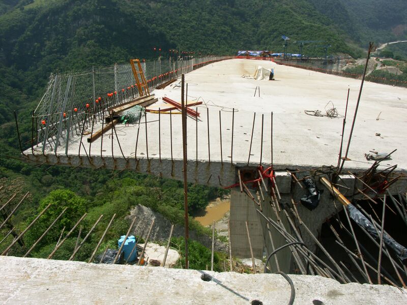 File:SanMarcosDeckCurve.jpg