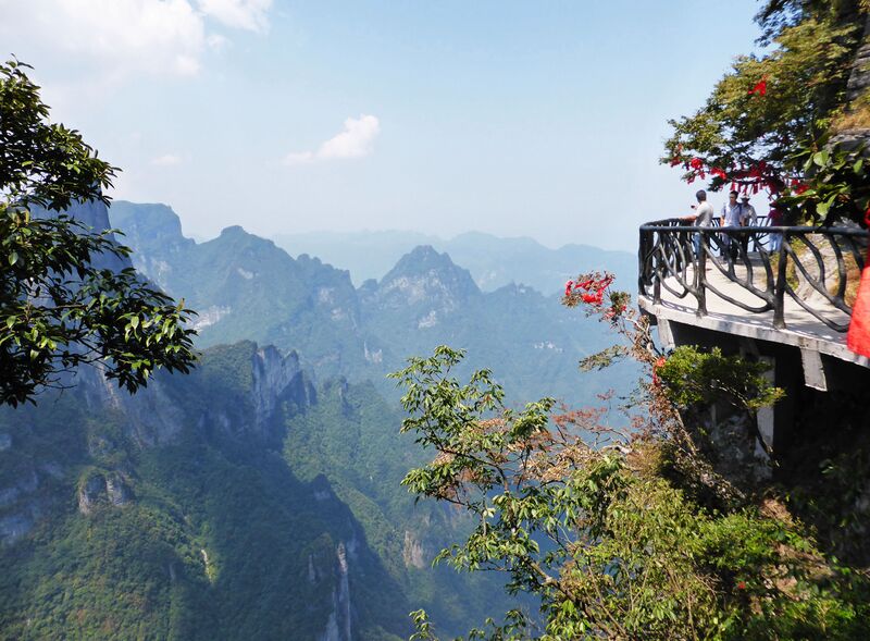 File:113TianmenScenerybyJohnMorrison.jpg