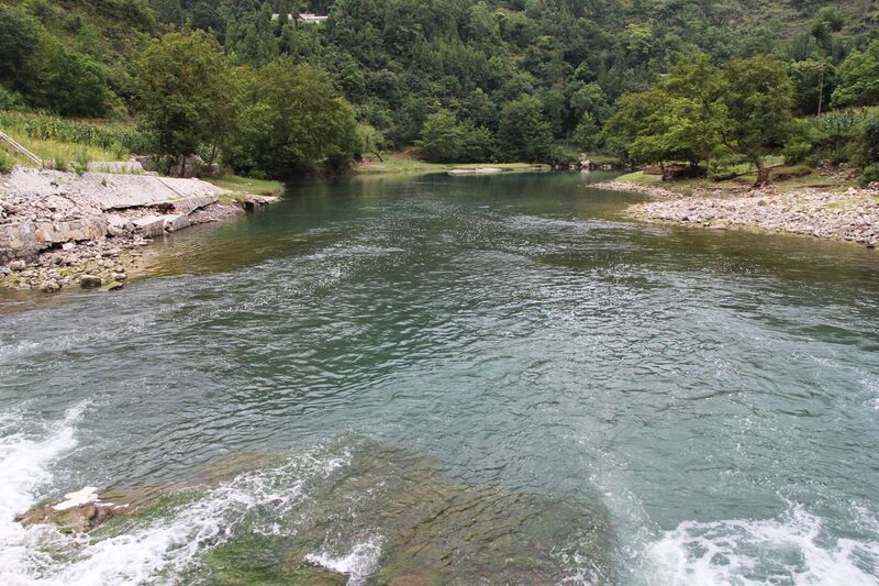 File:ErhaiheRiverSmallBridge.JPG