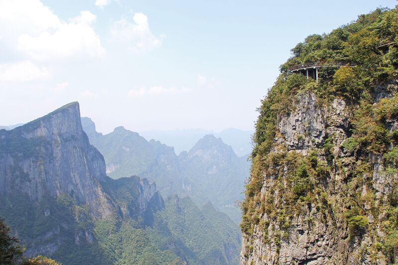 File:TianmenMountainFootbridgeSpot.jpg