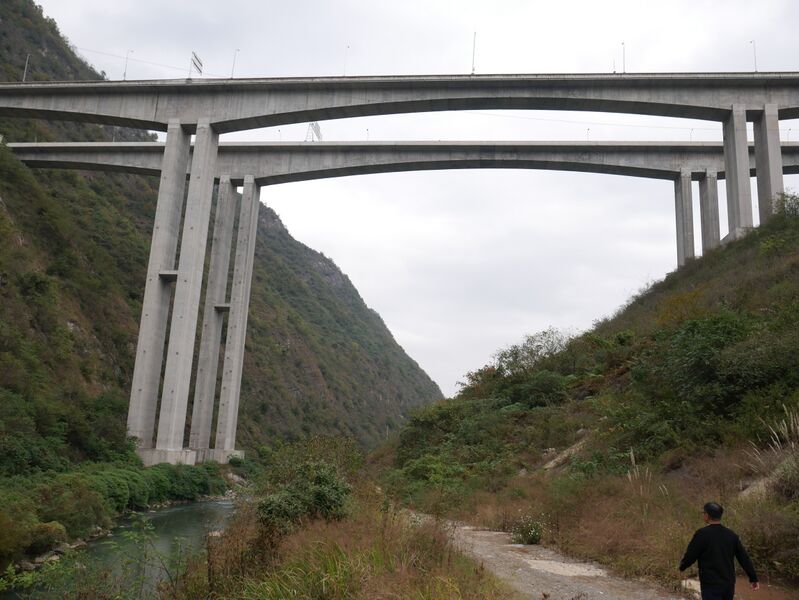 File:FaxiangheSide.JPG