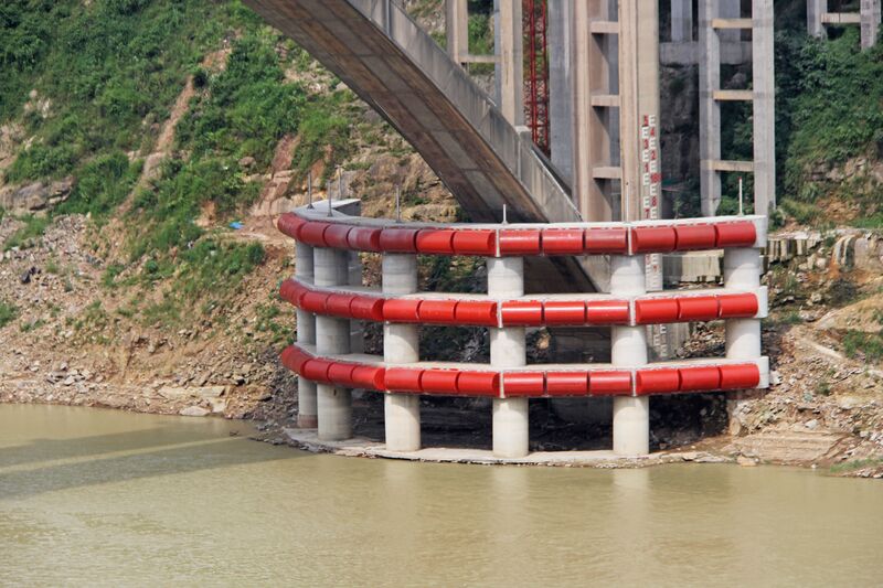 File:FulingWujiangArchBumper.JPG