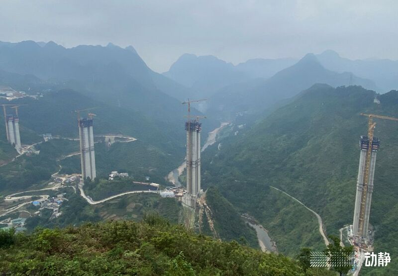File:LiuzhiPierCompleted.jpg