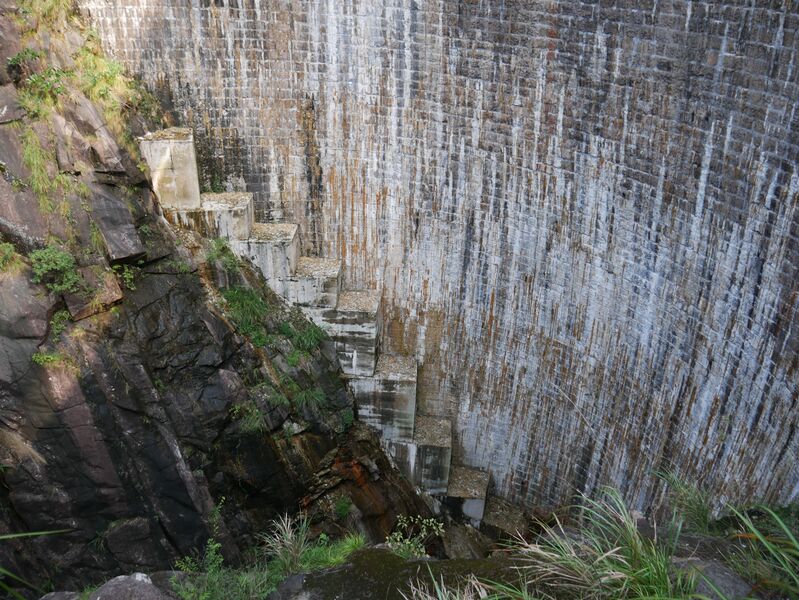 File:LongchuanxaDamBottom.JPG