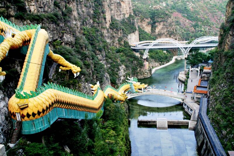File:LongqingBridges&Escalator.jpg