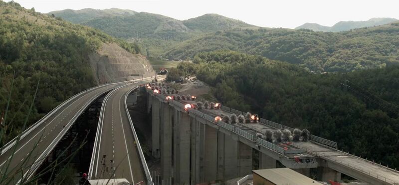 File:CaffaroImplosionStart.jpg