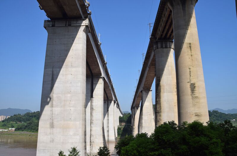 File:Jingkou Jialing railwayByWang.JPG