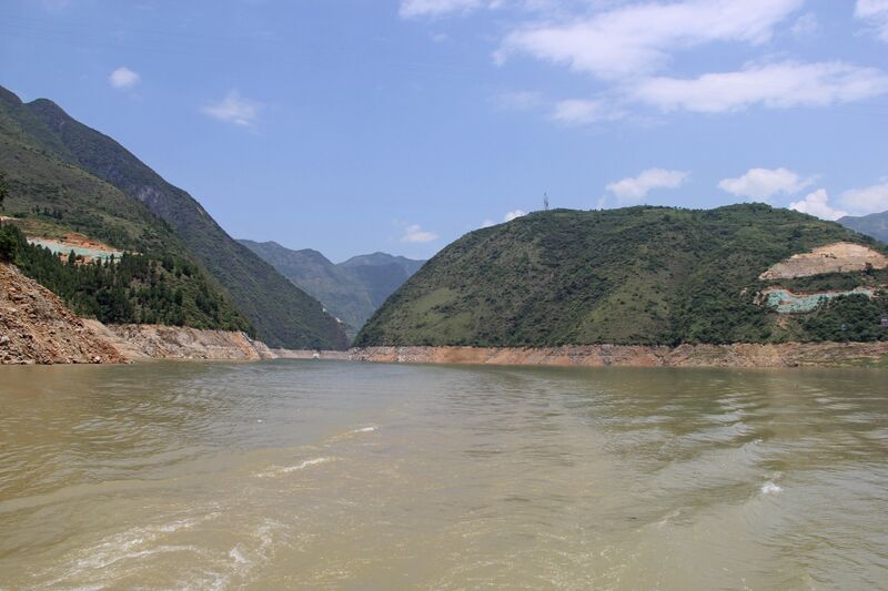 File:GuihuaDaningheSuspensionSide.JPG