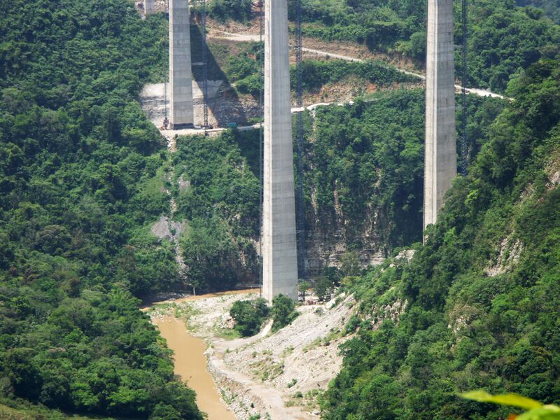 File:SanMarcosLowerPierLonglens.jpg