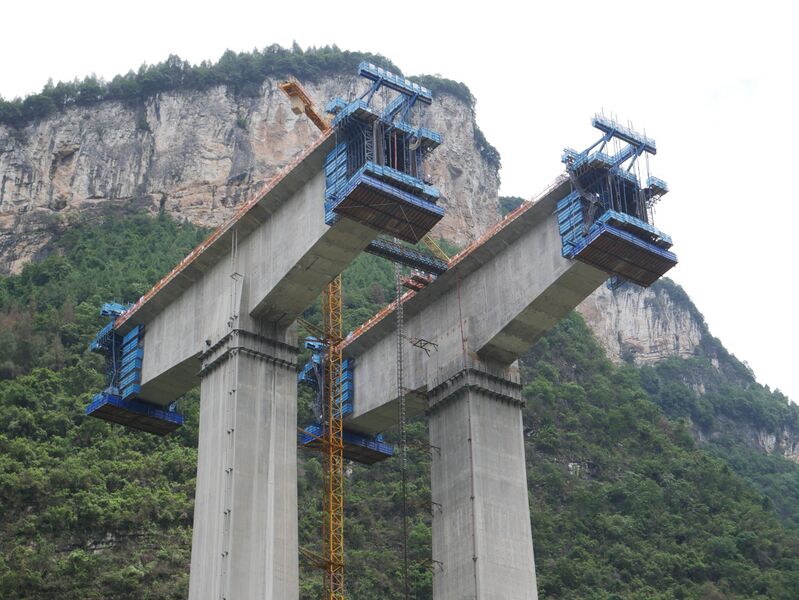 File:WujiangGuanyinmiaoPierTop.JPG