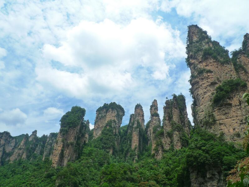 File:189ZhangjiajieRocksbyBruceLee.jpg