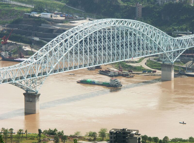 File:WanzhouRailwayLonglens3.jpg
