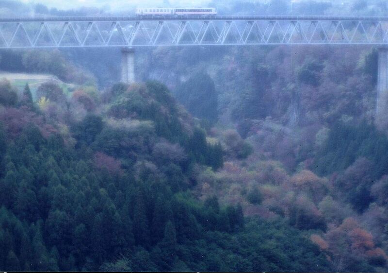 File:2TakachihoBridge.jpg