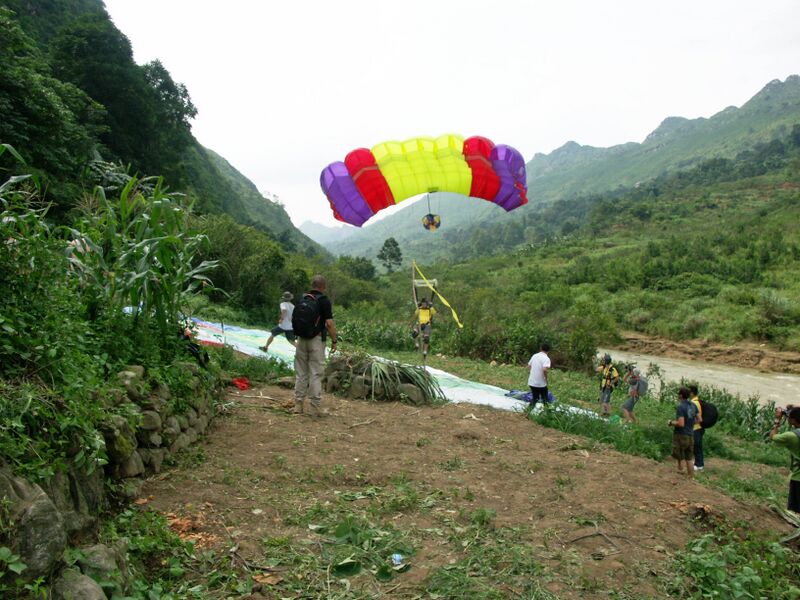 File:13JumperLands.jpg